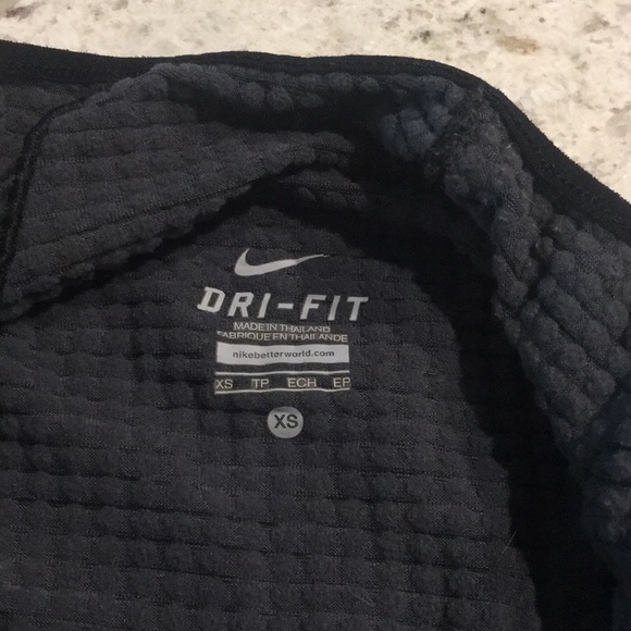 Nike Half-Zip - Picture 3 of 3